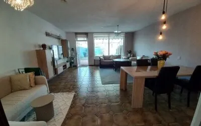 Terraced house for sale: Cambriumstraat 106, Zeswegen Heerlen