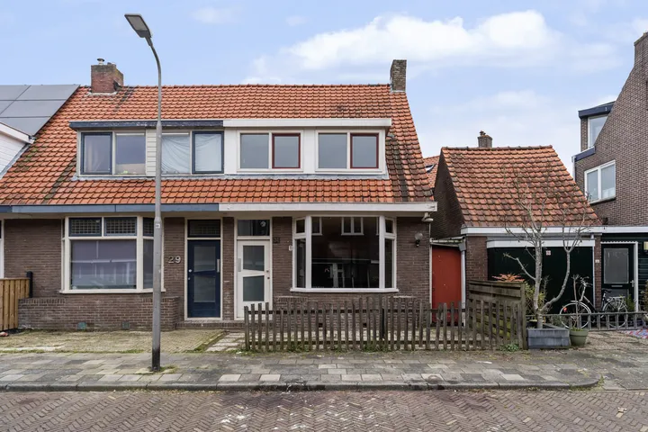 Tussenwoning te koop: CAMPERSTRAAT 31, Leeuwarden