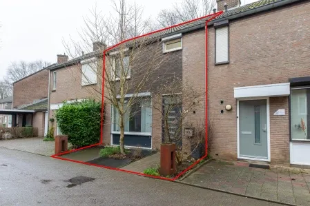 Tussenwoning te koop: Camphaag 55, Maastricht