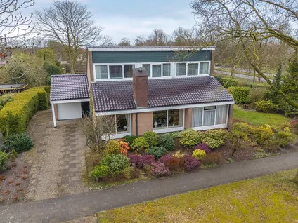 Vrijstaande woning te koop: Camphuysen 1, Roden