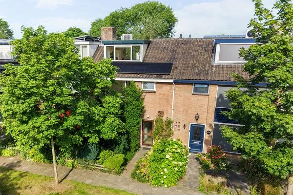 Tussenwoning te koop: Camphuysenstraat 42, Vleuten Vleuten