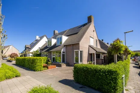 Corner house for sale: Canadalaan 36, Venne-West Drunen