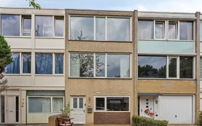 Terraced house for sale: Cannabichstraat 68, Lijnse Hoek West Tilburg