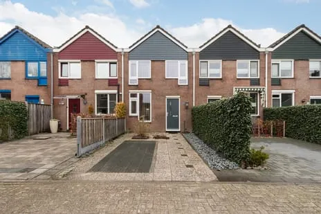 Tussenwoning te koop: Cannenburg 191, Dordrecht