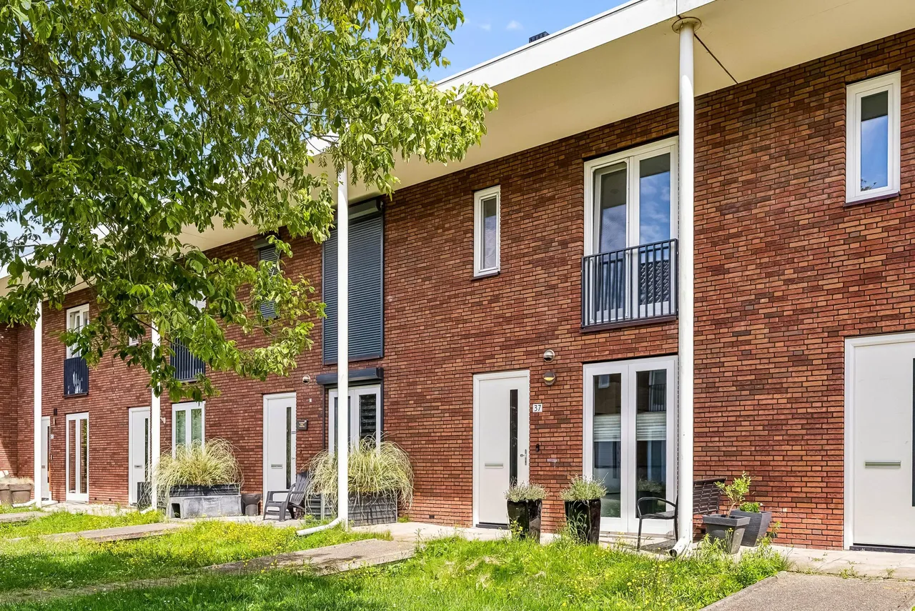 Tussenwoning te koop: Cantharellaan 37, Vleuten