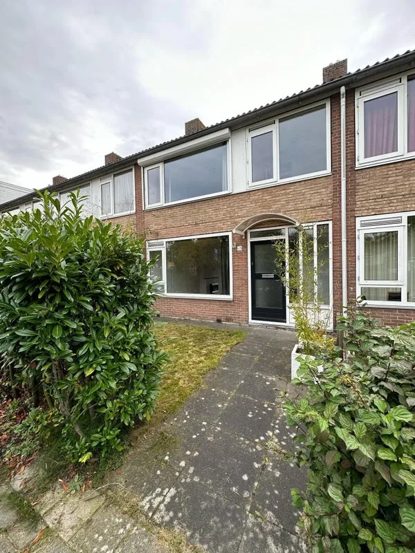 Tussenwoning te huur: Capellastraat 46, Paddepoel-Noord Groningen