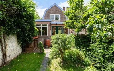 Twee-onder-één-kap te koop: Capelseweg 124, Stadsdeelpark Capelle Aan Den Ijssel
