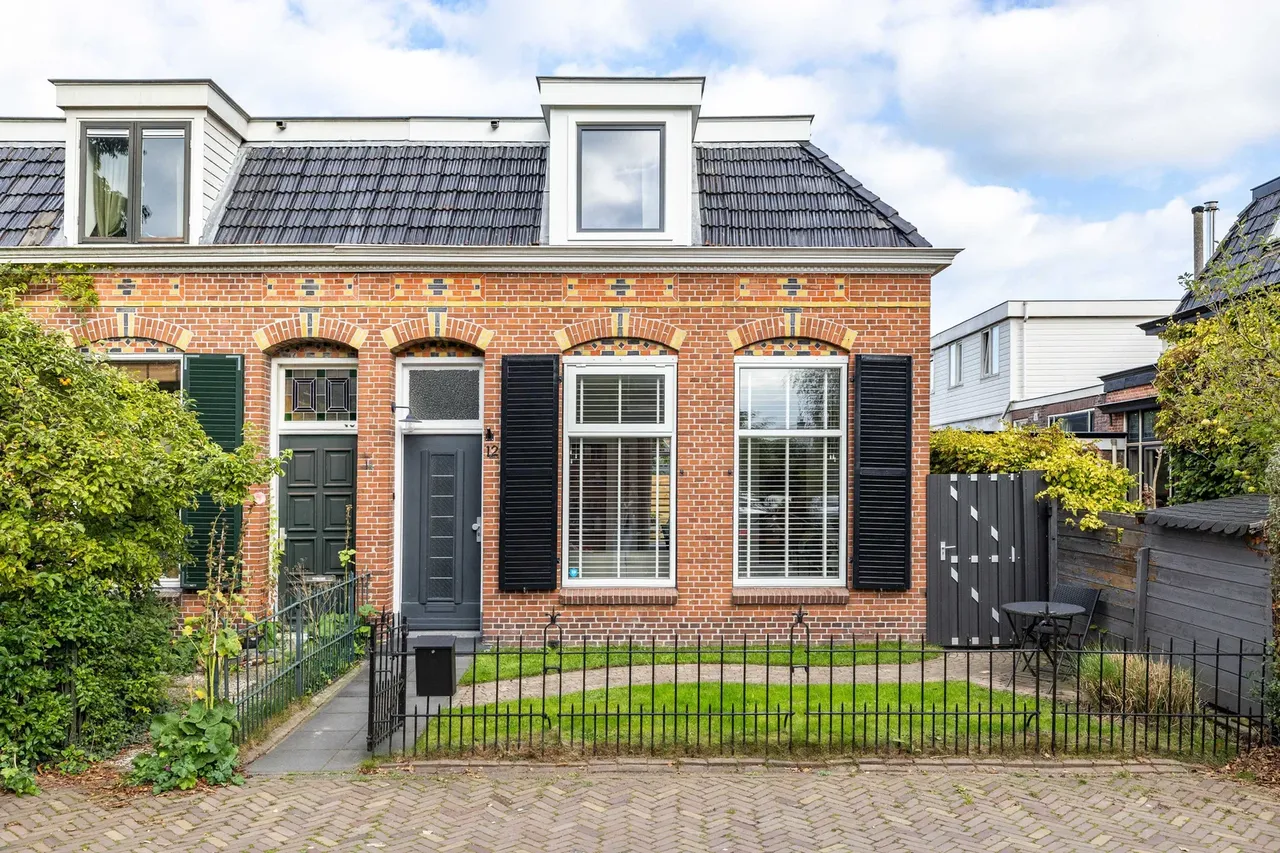 Twee-onder-één-kap te koop: Carel Fabritiusstraat 12, Leeuwarden