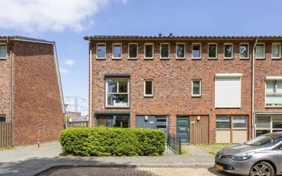 Hoekwoning te huur: Carel Willinksingel 322, Nesselande Rotterdam