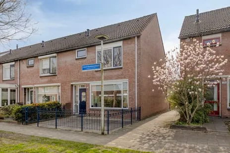 Hoekwoning te koop: Carel Vosmaerstraat 12, Groot Driene-Noord Hengelo
