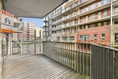 Appartement te koop: Carel Willinkgracht 471, Holland Park Diemen