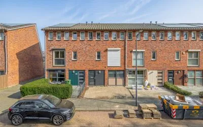 Tussenwoning te koop: Carel Willinksingel 324, Rotterdam