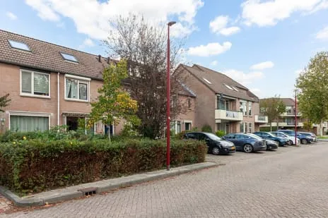 Tussenwoning te koop: Carillonlaan 83, Zuilenstein-Noord Nieuwegein