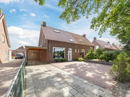 Twee-onder-één-kap te koop: Carmelietenstraat 44, Waspik boven Waspik