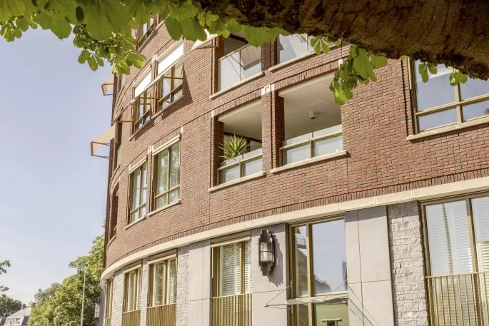 Apartment for sale: Carnegielaan 64, Zeeheldenkwartier 'S-Gravenhage