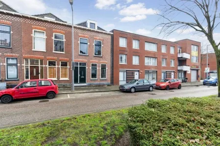 Tussenwoning te koop: Carnisselaan 60, Carnisse Rotterdam