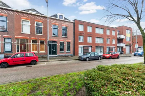 Tussenwoning te koop: Carnisselaan 60, Carnisse Rotterdam