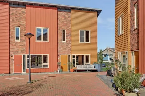 Terraced house for sale: Carolus Linnaeusborg 15, Sveaborg en Sveadal Schiedam