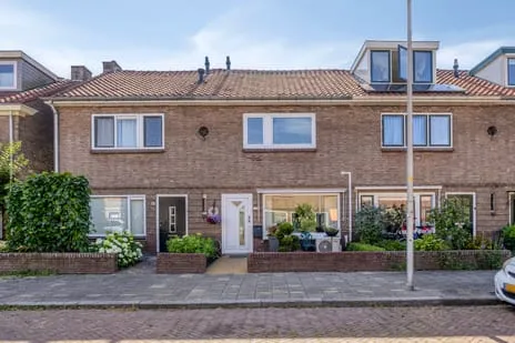 Tussenwoning te koop: Cartesiusstraat 43, Zwolseweg Deventer