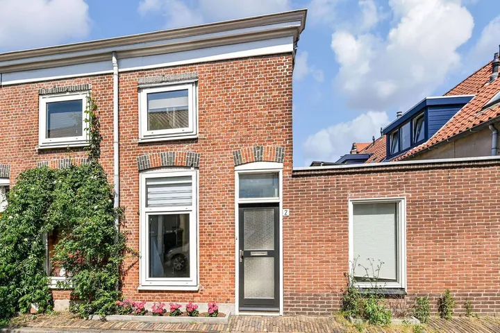 Terraced house for sale: Carthuyzerstraat 2, Westerkwartier Delft