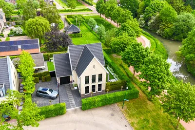 Vrijstaande woning te koop: Cascademuur 1, Muren Houten