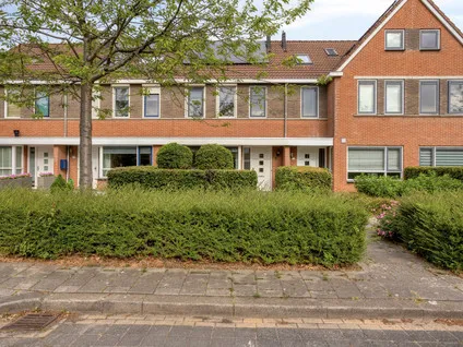 Tussenwoning te koop: Castellum 5, Valckesteyn Poortugaal