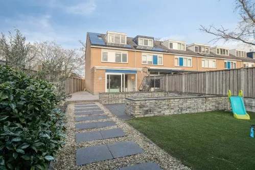Hoekwoning te koop: Catalpastraat 44, Almere