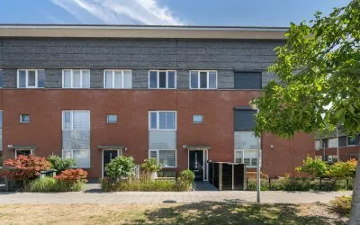 Tussenwoning te koop: Catharina van Heenvlietstraat 4, Geestcomplex Naaldwijk