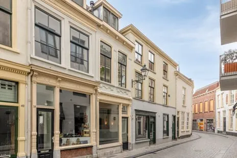 Tussenwoning te koop: Catharinastraat 36, City Breda