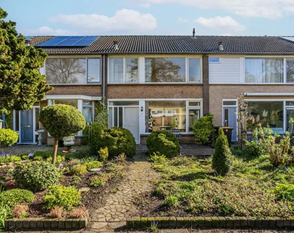 Tussenwoning te koop: Catlastraat 9, De Heul Wijk Bij Duurstede
