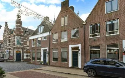 Tussenwoning te huur: Cattenhagestraat 31, Naarden Vesting Naarden