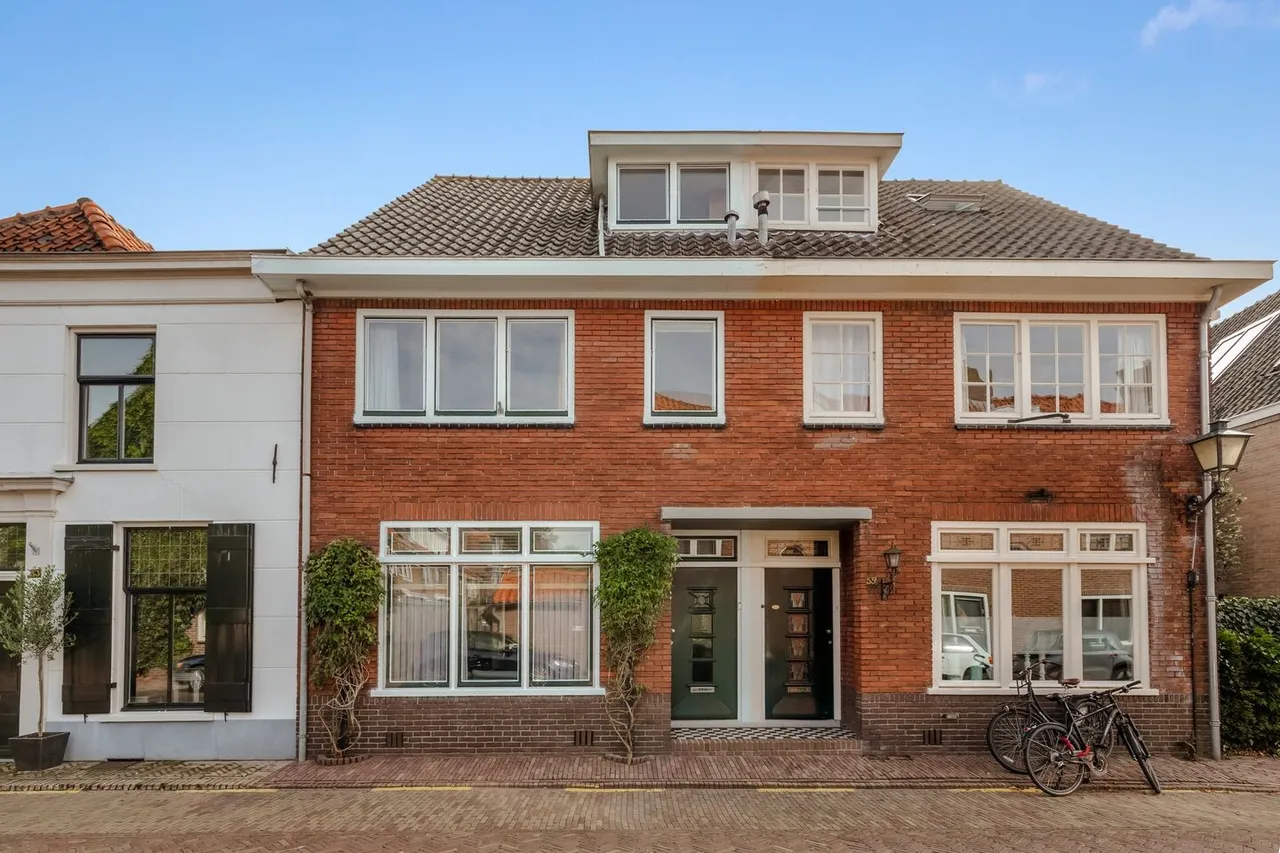 Tussenwoning te koop: Cattenhagestraat 55, Naarden