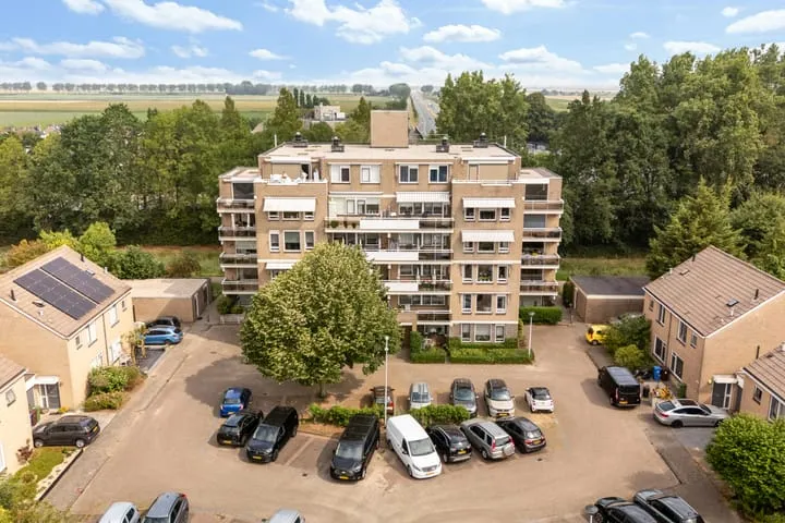 Appartement te koop: Cauberg 66, Herenweg Alphen Aan Den Rijn