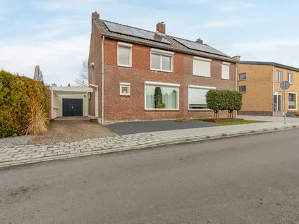 Twee-onder-één-kap te koop: Ceciliastraat 4, Vrangendael Sittard