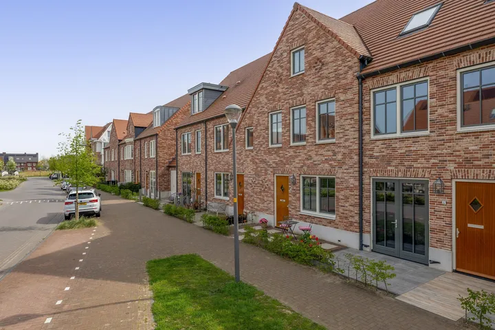 Tussenwoning te koop: Cederhout 39, Triangel Waddinxveen