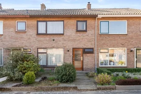 Tussenwoning te koop: Cederlaan 12, De Laar Bennekom