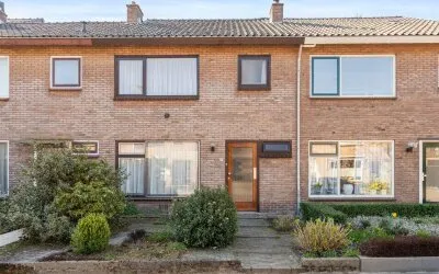 Tussenwoning te koop: Cederlaan 12, De Laar Bennekom
