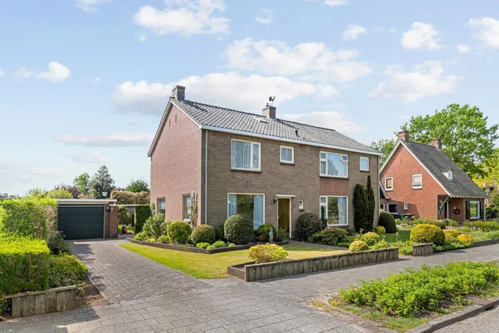 Twee-onder-één-kap te koop: Ceintuurbaan 59, Blekkerhoek Raalte