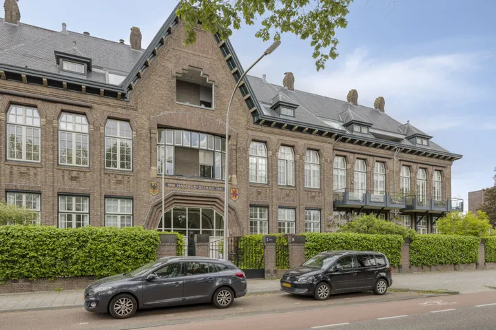Appartement te koop: Ceintuurbaan 8F13, Rollecatekwartier Deventer