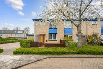 Hoekwoning te koop: Cellostraat 28, Muziekwijk N.-Oost Almere
