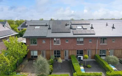 Tussenwoning te koop: Celsiushage 15, Emmeloord-Emmelhage-Boswonen Emmeloord