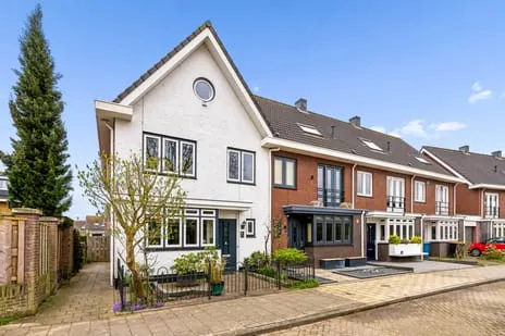 Hoekwoning te koop: Centraalspoor 25, Sporen Houten
