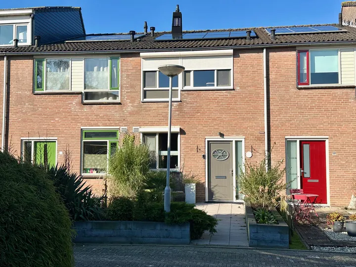 Tussenwoning te koop: Ceres 44, Oostburg