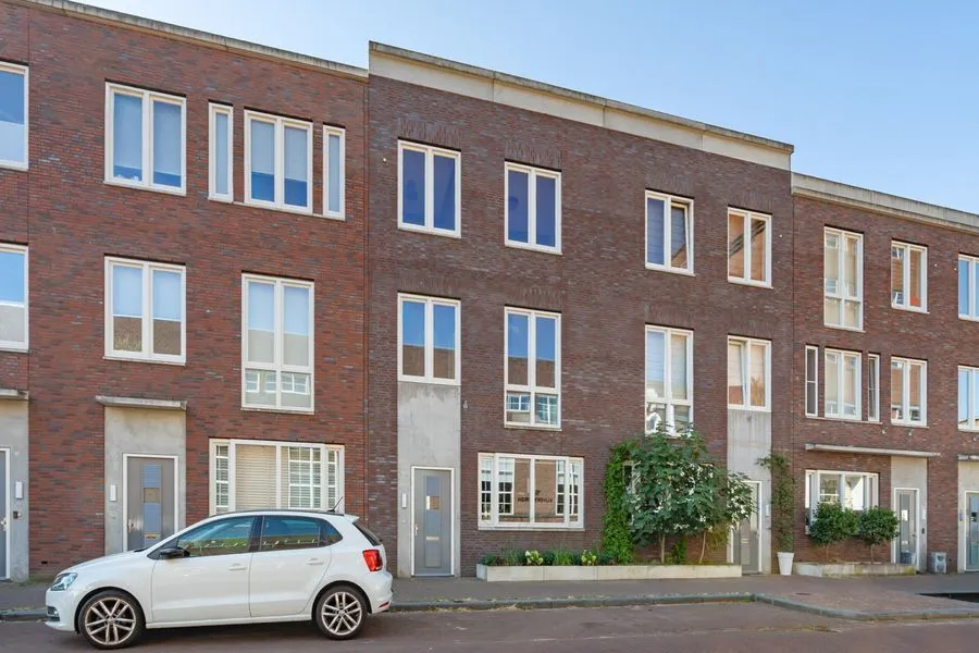 Tussenwoning te koop: Ceresstraat 10A, Breda