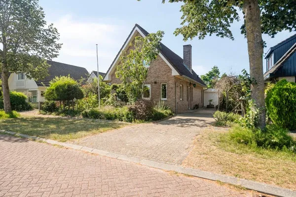 Vrijstaande woning te koop: Charles Boyerstraat 12, Filmwijk Midden Almere