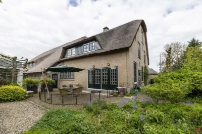 Twee-onder-één-kap te koop: Charloisse Lagedijk 534, Charlois Zuidrand Rotterdam