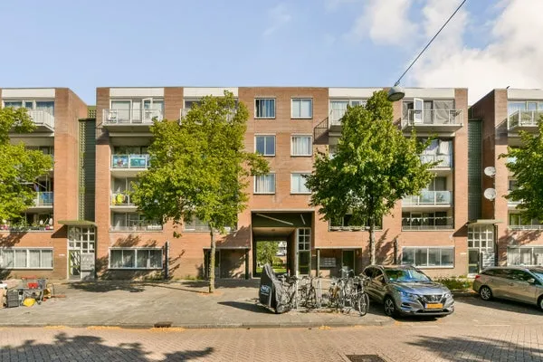 Home for rent: Charlotte Brontéstraat, Venserpolder-Oost Amsterdam
