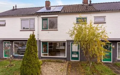 Tussenwoning te koop: Charlotte de Bourbonlaan 39, Zuiderenk Lochem