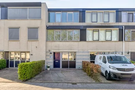 Tussenwoning te koop: Chico Mendesring 122, Palissander en omgeving Dordrecht