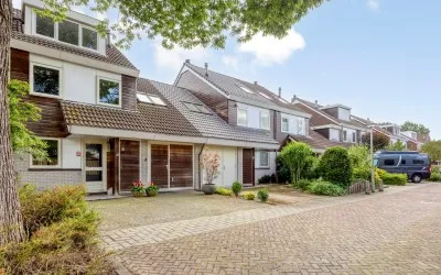 Terraced house for sale: Chirurgijn 19, Beroepenbuurt Amstelveen